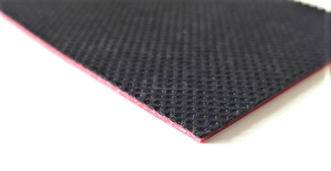 Espuma de respaldo acolchada flexográfica: la capa no tejida mejora el manejo de las planchas flexográficas en la impresión corrugada
